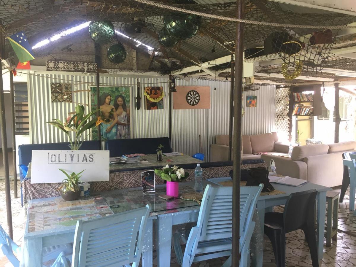 Olivias Accommodation 阿皮亚 外观 照片